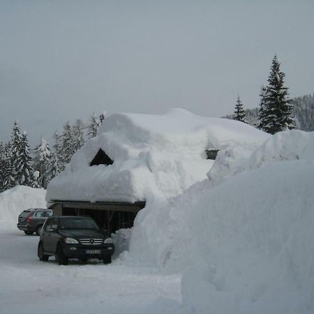 Haus Serena Oben Sonnenalpe Nassfeld Luaran gambar